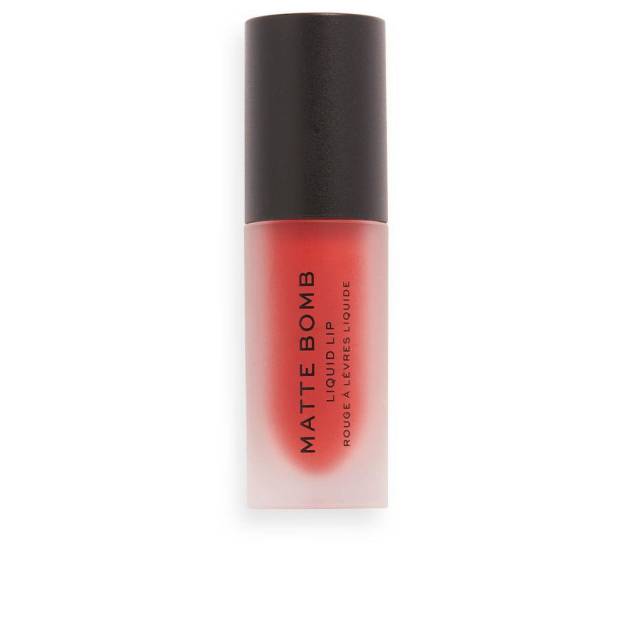 MATTE BOMB liquid lip #lure red