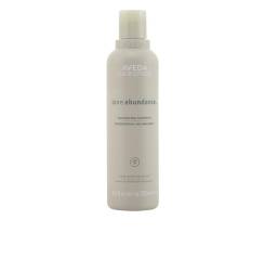 PURE ABUNDANCE volumizing shampoo 250 ml